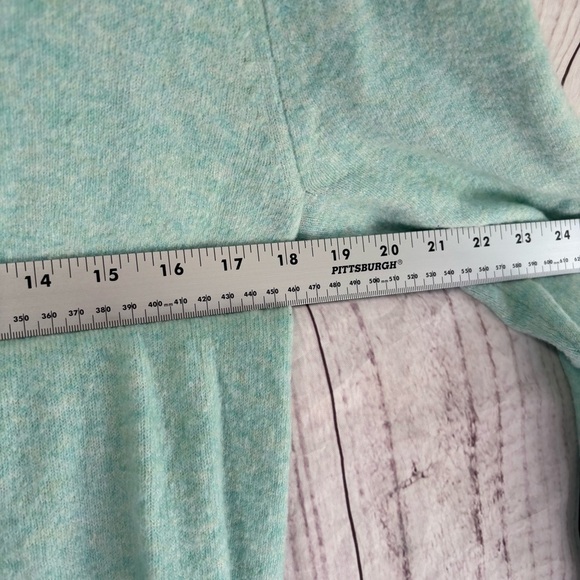 J. Crew Mint Green Crew Neck Long Sleeve Preppy Pastel Easter Sweater Small - Picture 5 of 6